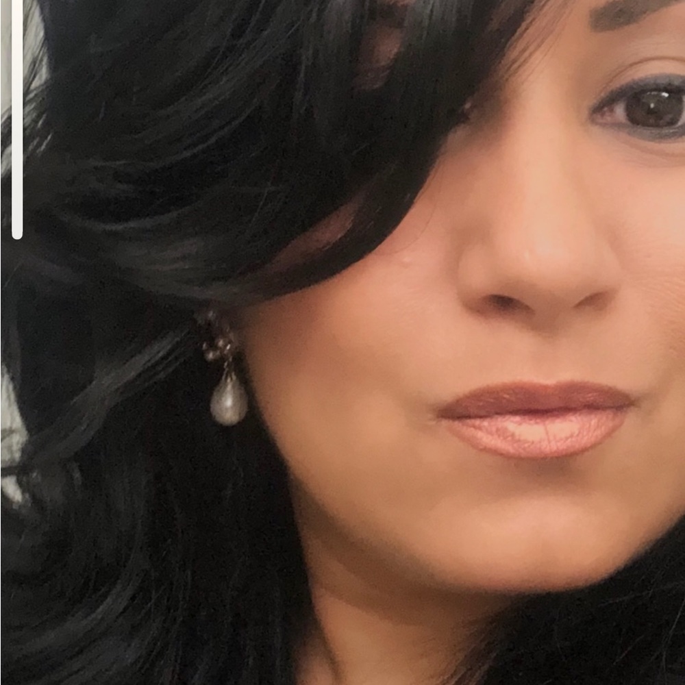 Meet your Posher, Danette